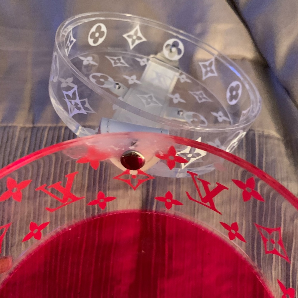 Designer Handbag - Picture 10 of 16